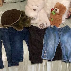 4 pair’s Babies jeans❤️